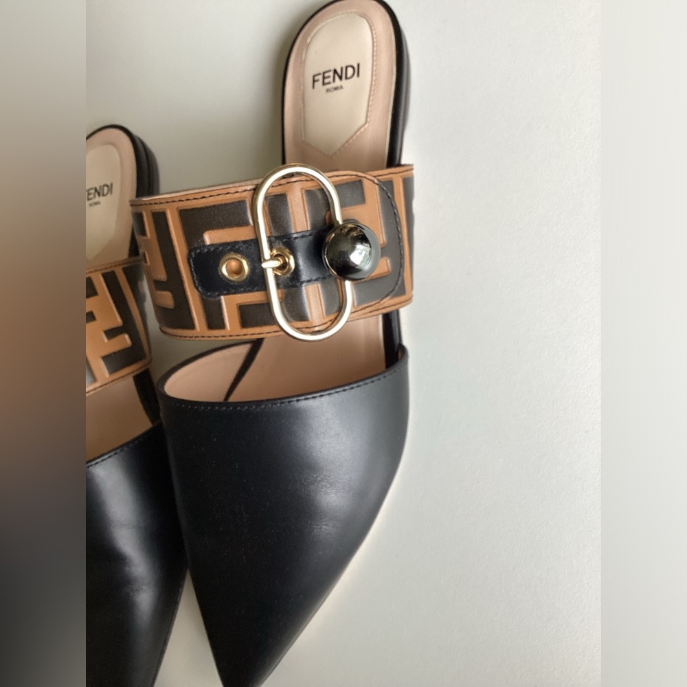 Fendi Black/Brown Zucca Leather Pointed Toe Flat Mule - Picture 10 of 12